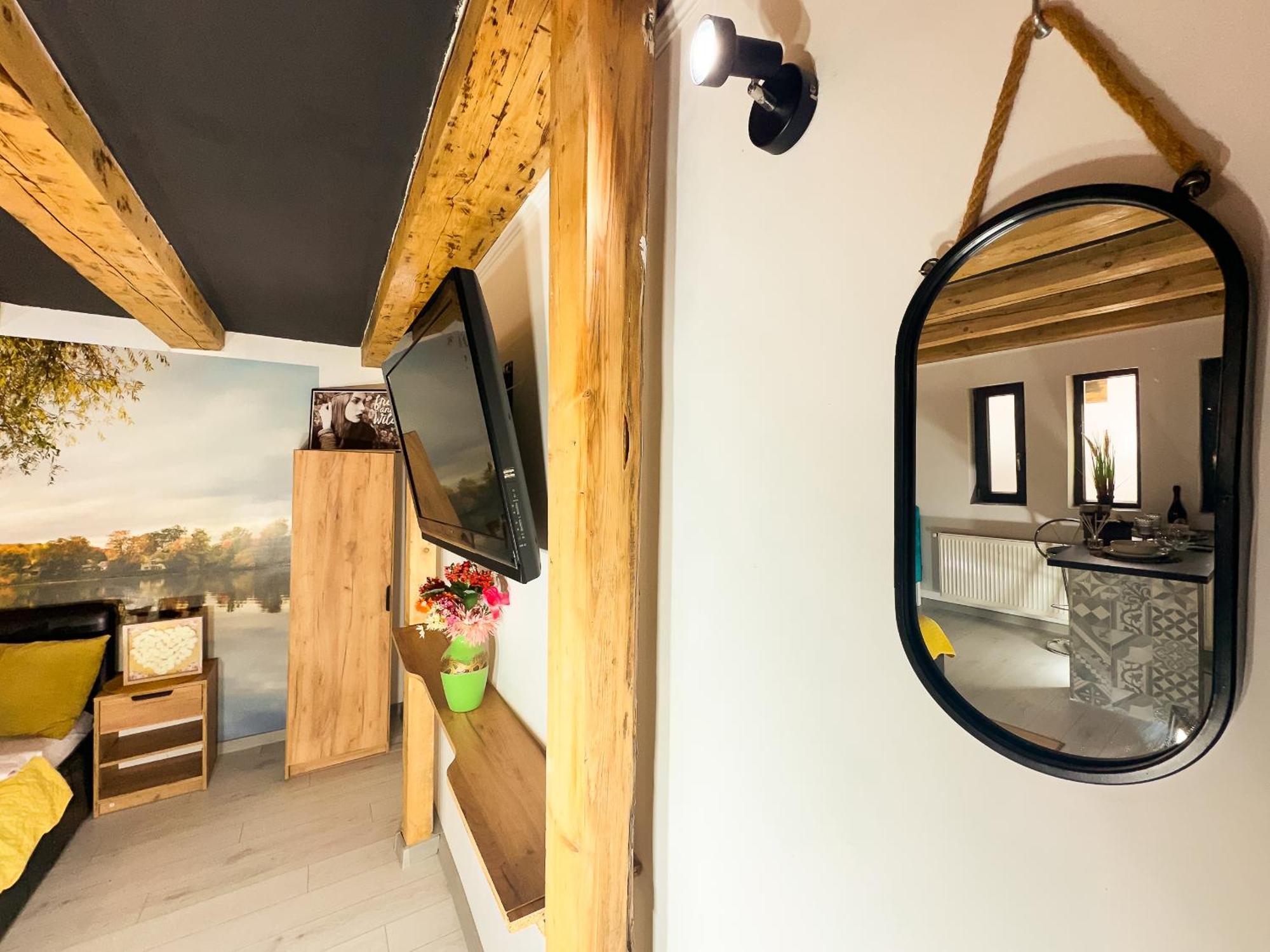 Venus Central Lux Studio Крайова Екстериор снимка