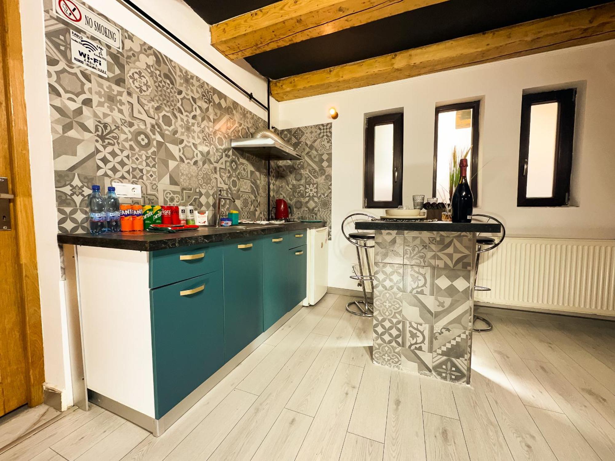 Venus Central Lux Studio Крайова Екстериор снимка