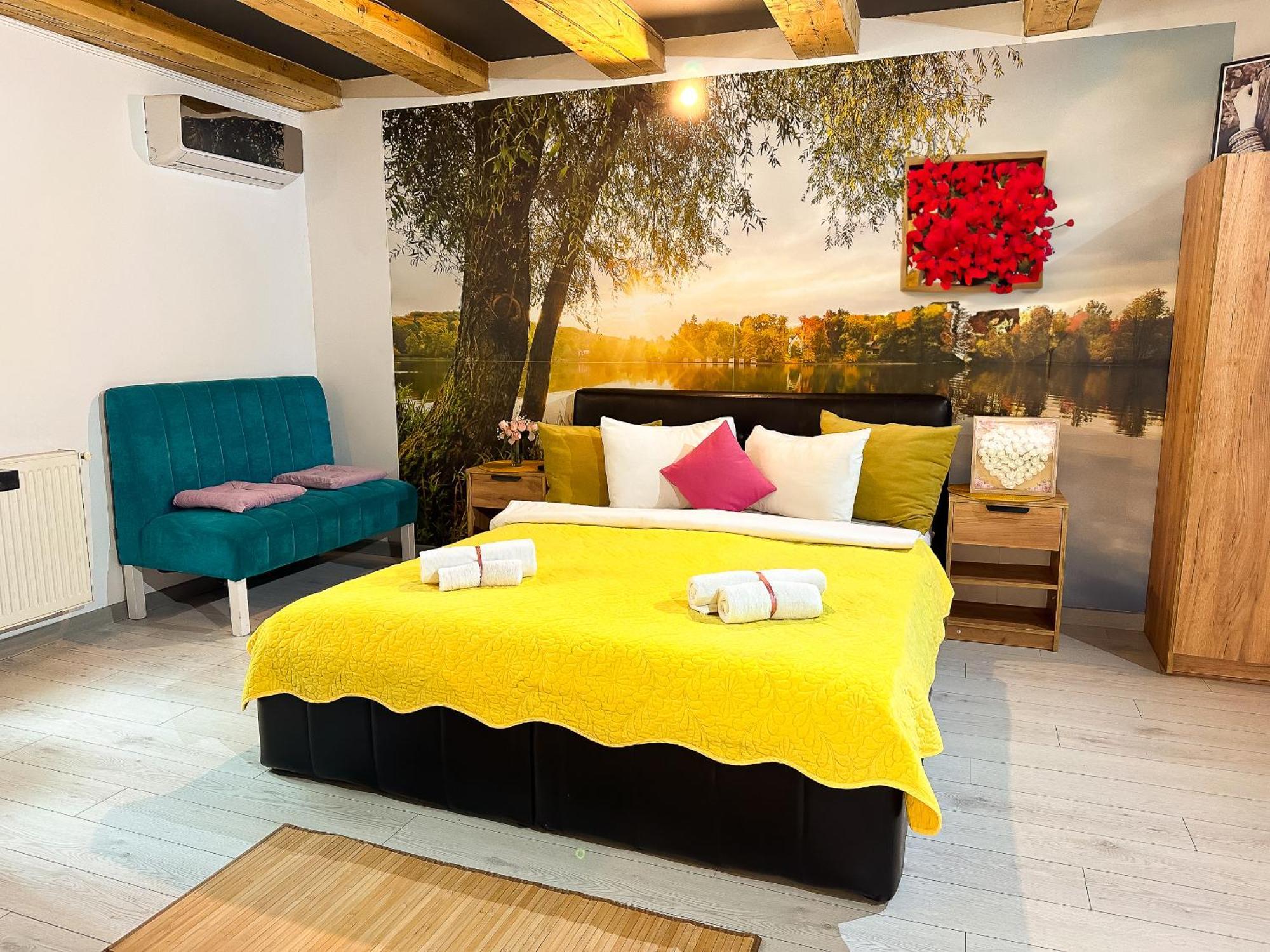 Venus Central Lux Studio Крайова Екстериор снимка